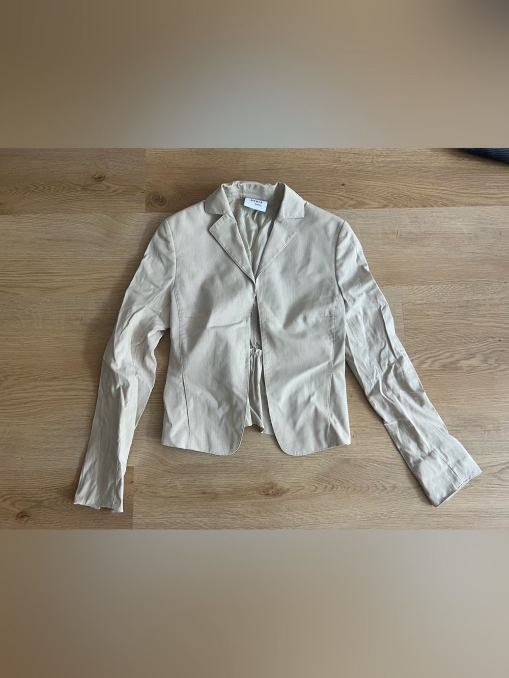 Akris Punto Light Cream Minimalist Blazer